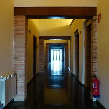 Отель Els Angels Hotel & Restaurant 3*